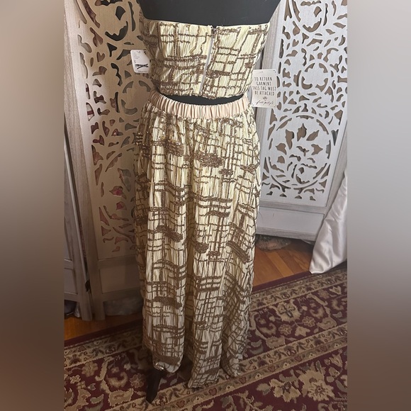 Free People x En Saison “Romi” Sequin Embellished Top and Skirt Set. NWT - Picture 7 of 8